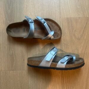 Birkenstock Metallic Silver Sandals